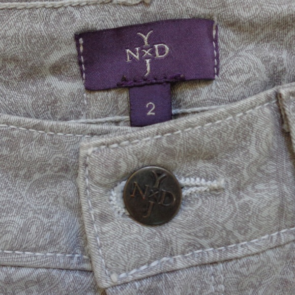 NYDJ Alisha Henna Printed Grey Ankle Pants - Picture 4 of 7